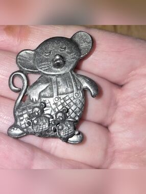Vintage Torino  Pewter Mouse Earrings And Brooch Set